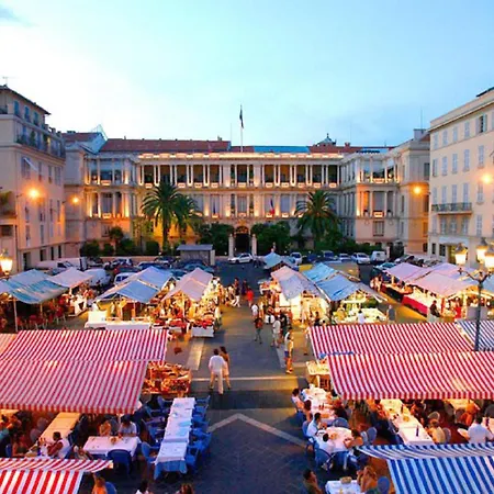 דירה Charming Flat, Fully Equipped, Air Conditioning, Only 300m - La Loge ניס