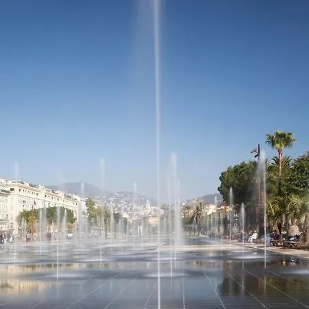 Charming Flat, Fully Equipped, Air Conditioning, Only 300m - La Loge