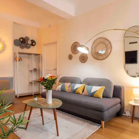 Charming Flat, Fully Equipped, Air Conditioning, Only 300m - La Loge דירה