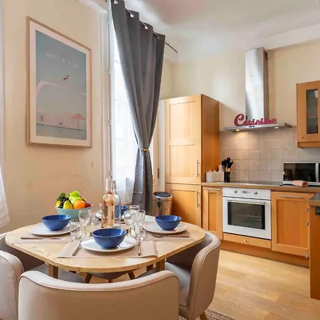 Charming Flat, Fully Equipped, Air Conditioning, Only 300m - La Loge Appartement
