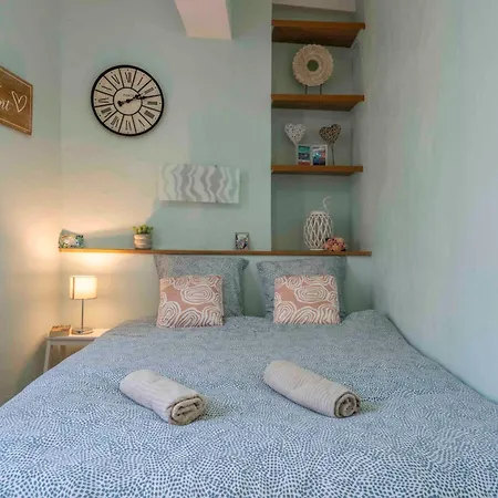 Charming Flat, Fully Equipped, Air Conditioning, Only 300m - La Loge